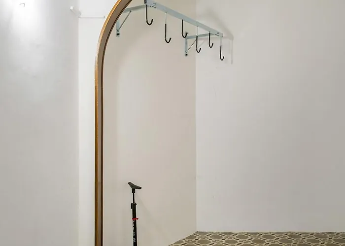 Cycle Haven In Center 지로나