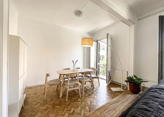 Cycle Haven In Center *