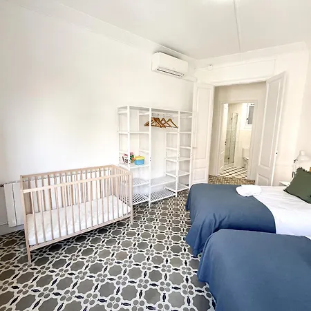 Cycle Haven In Center *